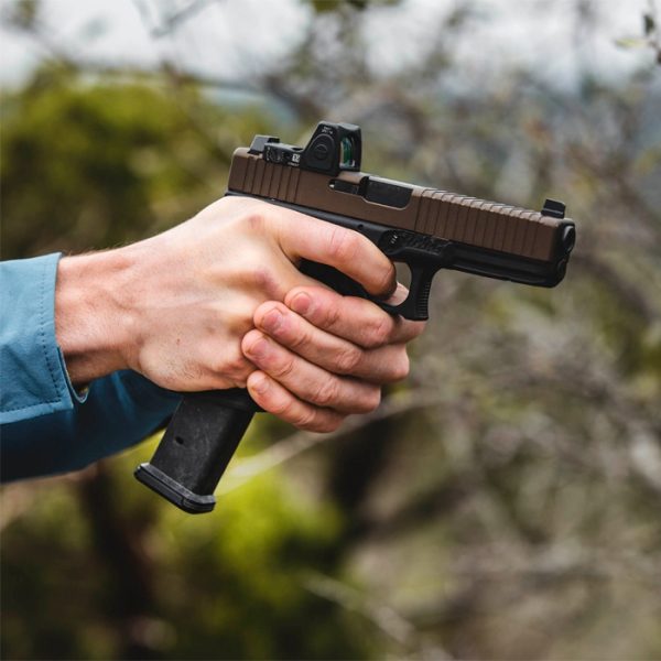mag662blk-100-018-824-magpul-pmag-27-gl9-9x19-27rd. Magpul PMAG 27 GL9 9x19 27rd Magazine for Glock