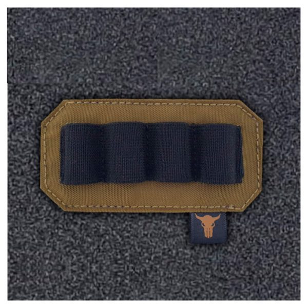 battery-holder-coyote-001. Taakmag Battery/Chemlight Holder - Coyote Brown