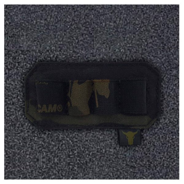 battery-holder-mc-black-001. Taakmag Battery/Chemlight Holder - Original Multicam Black